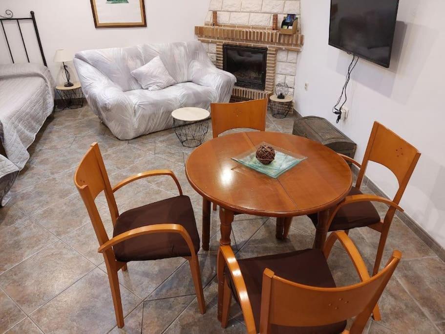 Ferienwohnung La Buhardilla. Aparcamiento Exterior Privado Teruel Exterior foto