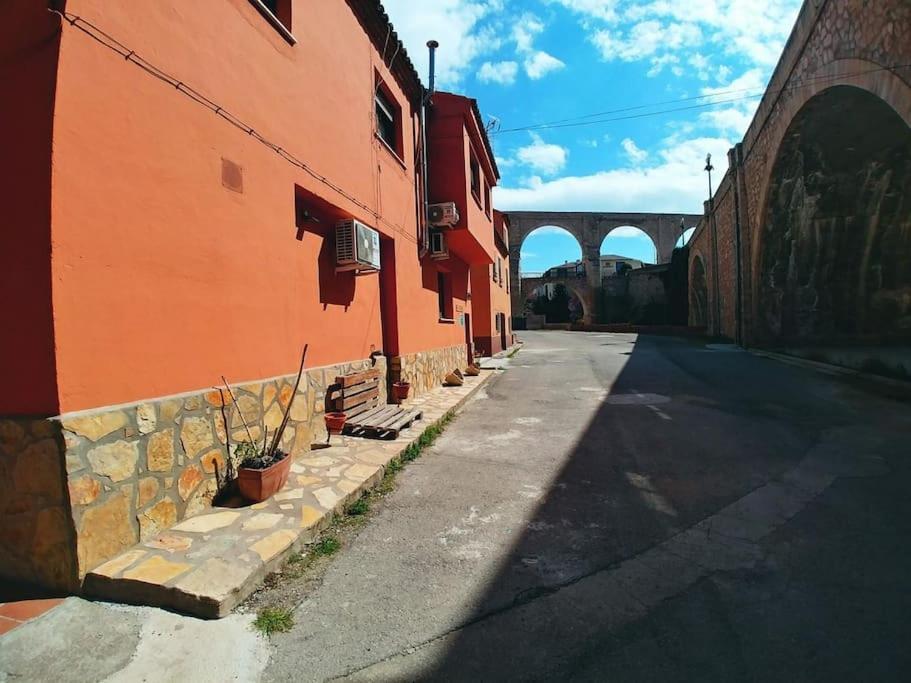Ferienwohnung La Buhardilla. Aparcamiento Exterior Privado Teruel Exterior foto