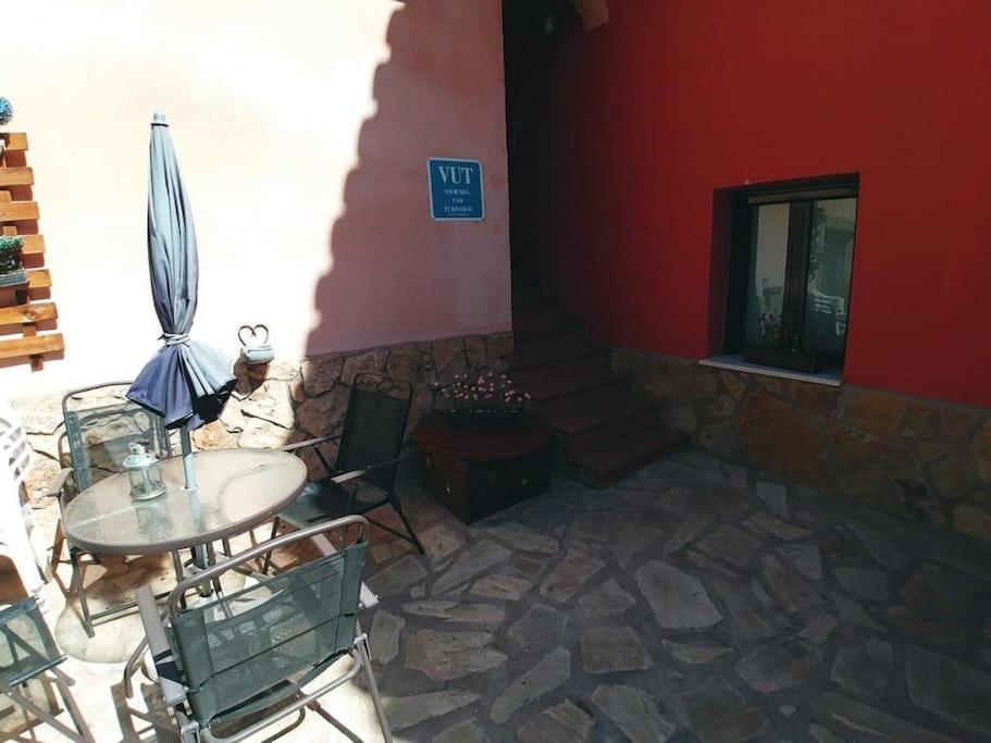 Ferienwohnung La Buhardilla. Aparcamiento Exterior Privado Teruel Exterior foto