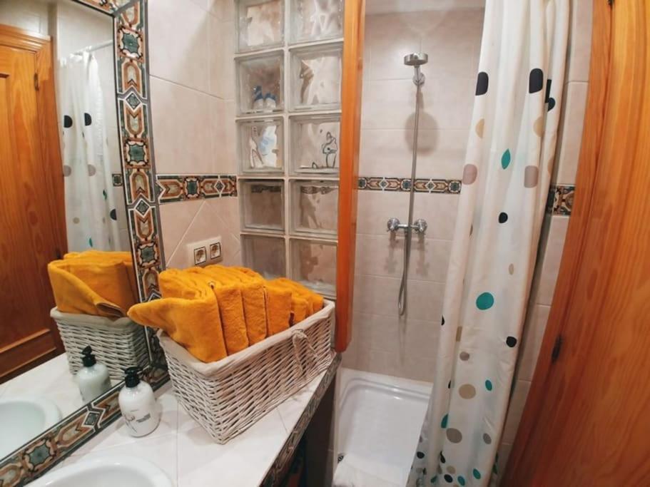 Ferienwohnung La Buhardilla. Aparcamiento Exterior Privado Teruel Exterior foto