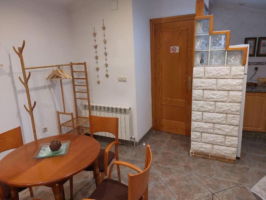 Ferienwohnung La Buhardilla. Aparcamiento Exterior Privado Teruel Exterior foto